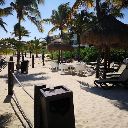 Beachside Corasol El Amanecer De Frida Para 2 Personas Playa del Carmen Exterior foto
